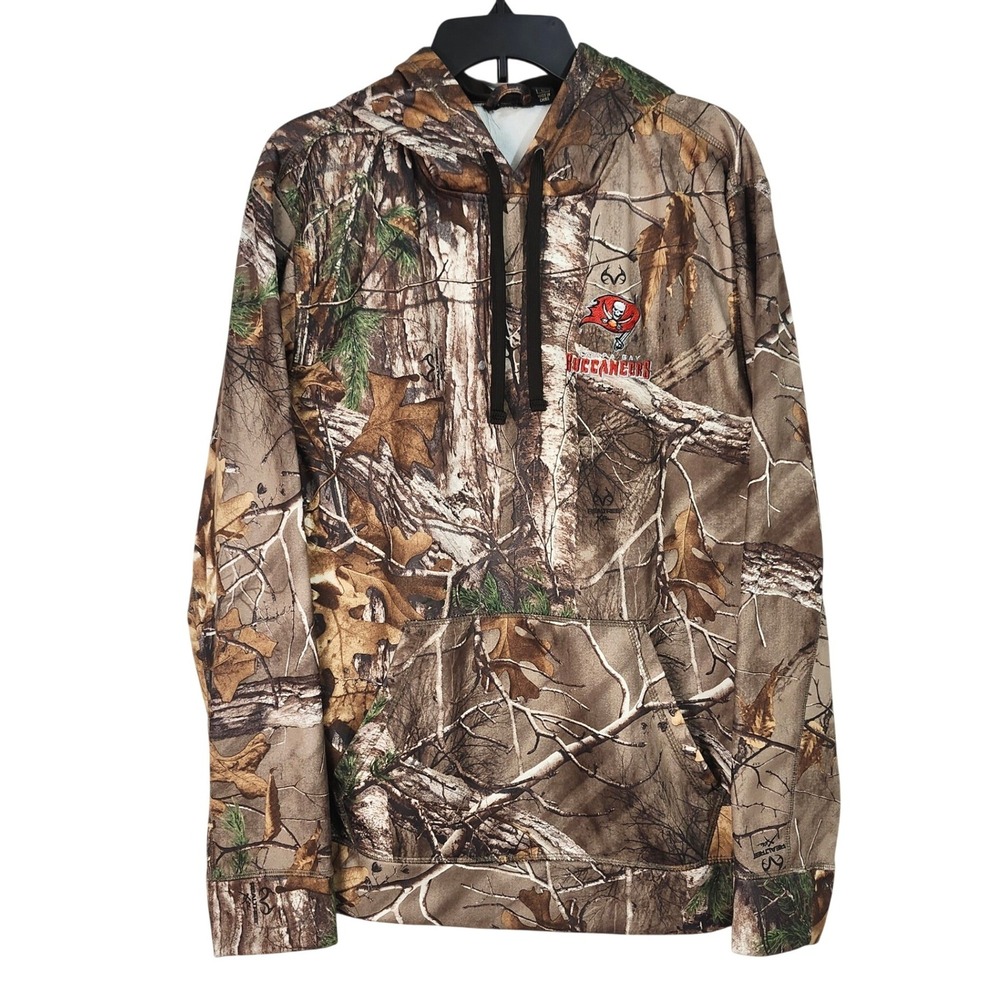Dunbrooke Real Tree Xtra Camo Tampa Bay Buccaneers Tech Fleece Hoodie Mens Large